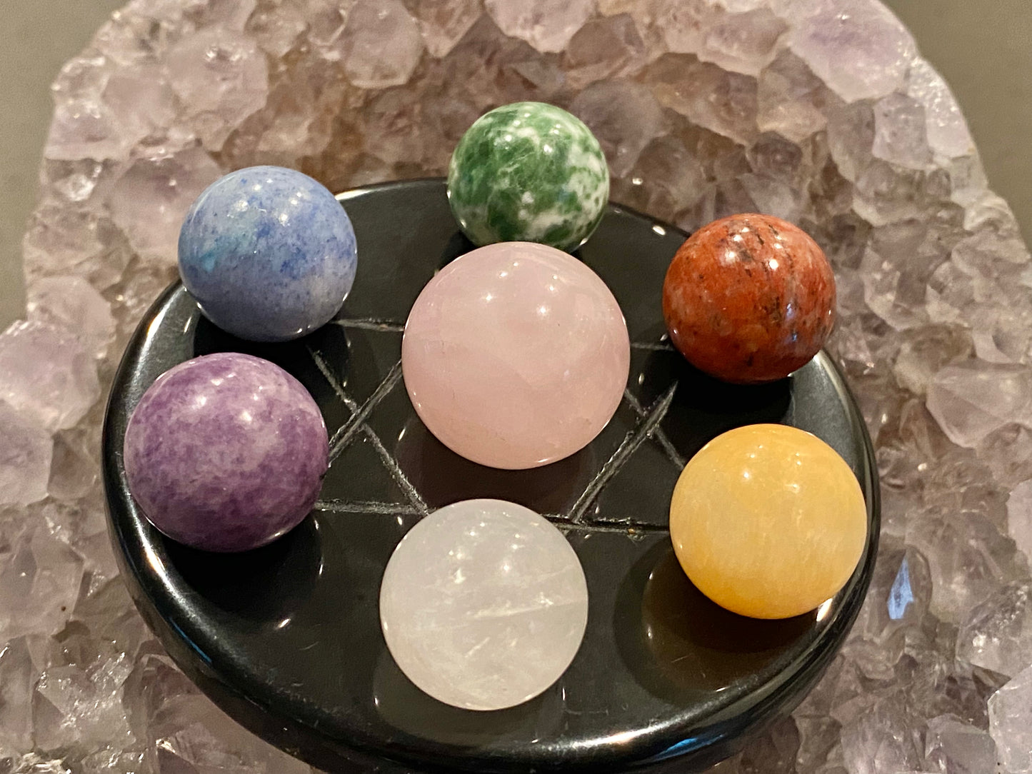 Natural Gemstone 7 Chakra Stones Healing Set with Obsidian Star of David Plate meditation Ornament Decoration