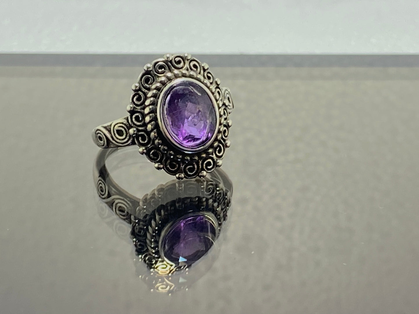 AAA grade Amethyst sterling silver vintage ring
