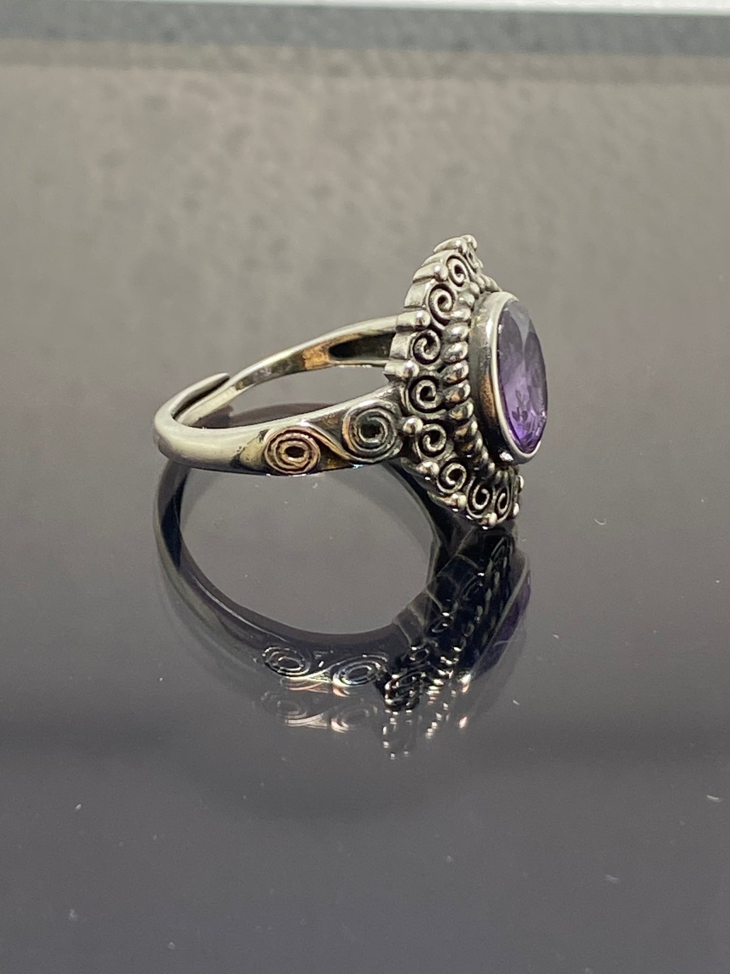 AAA grade Amethyst sterling silver vintage ring